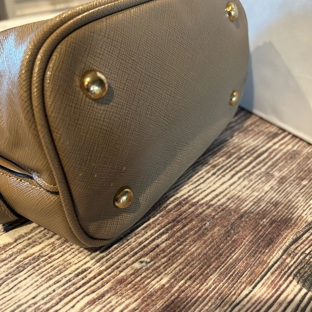 PRADA - Picture 6 of 12